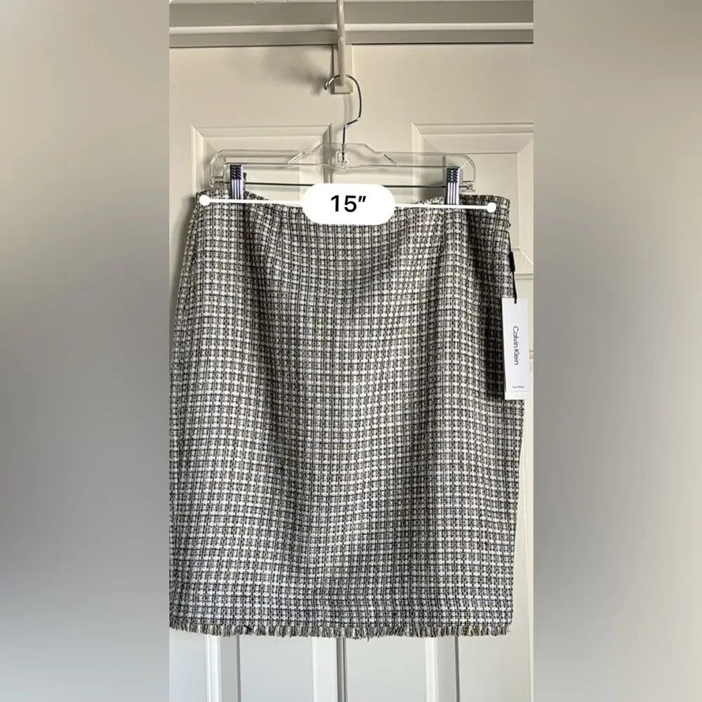 Calvin‎ Klein Tweed Skirt - Black and White Size: 14P